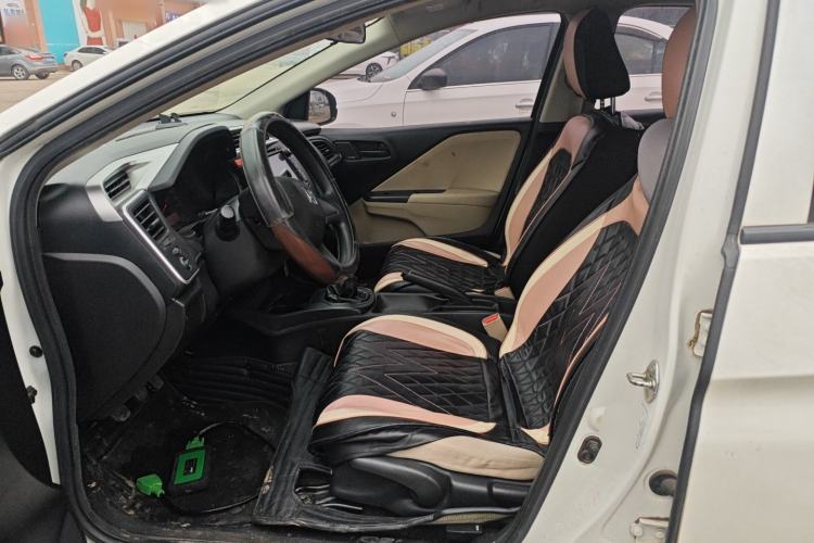 Used Honda City 2015 1.5L Manual Advance Edition Left Front Seat