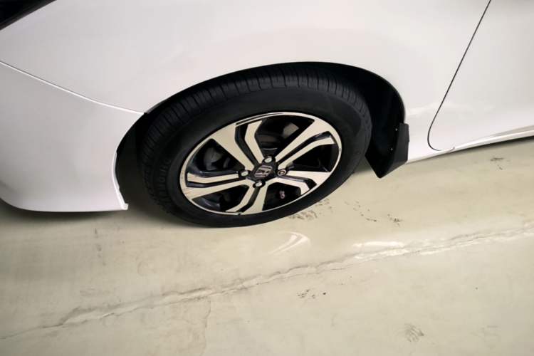 Used Honda City 2015 1.5L CVT Comfort Version Left Front Wheel Hub