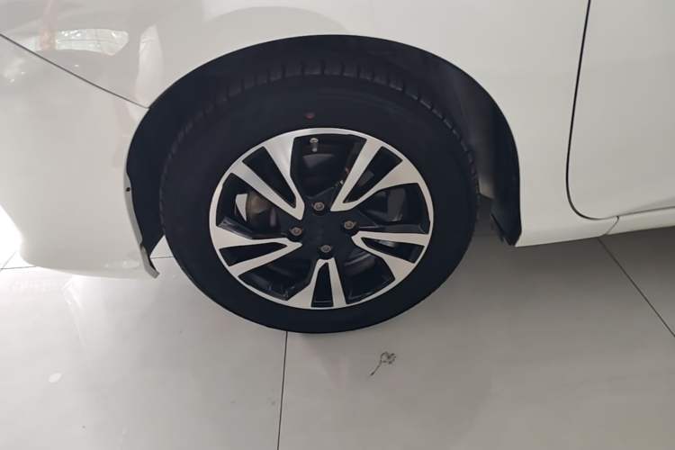 Used Honda City 2015 1.5L CVT Comfort Version Left Front Wheel Hub