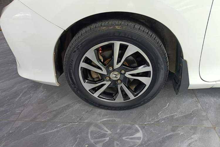 Used Honda City 2015 1.5L CVT Comfort Version Left Front Wheel Hub