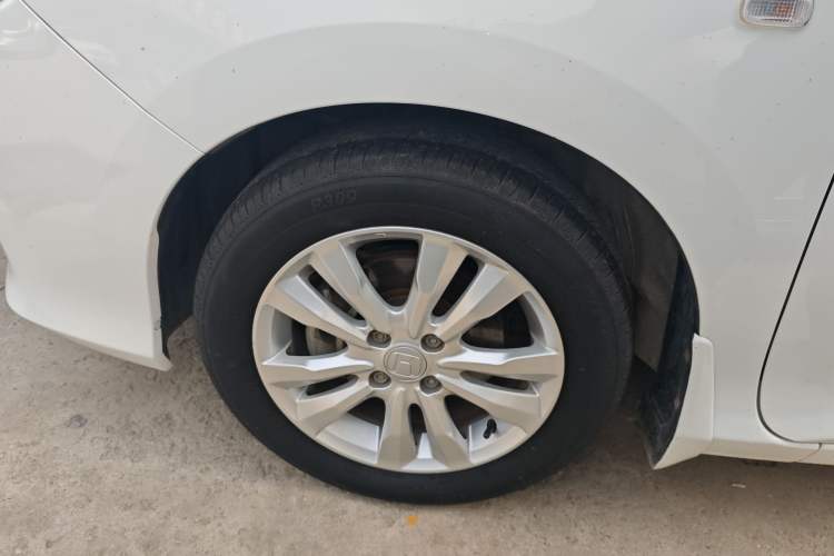 Used Honda City 2015 1.5L manual Comfort version Left Front Wheel Hub