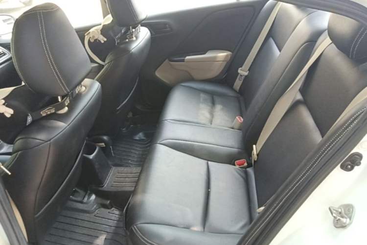 Used Honda City 2015 1.5L CVT Comfort Version Left Rear Seat