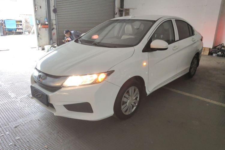 Used Honda City 2015 1.5L manual Comfort version Left Side