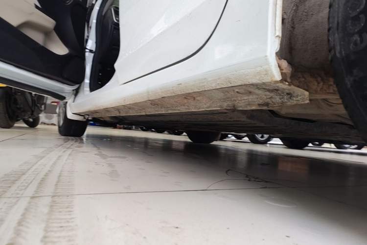 Used Honda City 2015 1.5L CVT Comfort Version Left Side Sill
