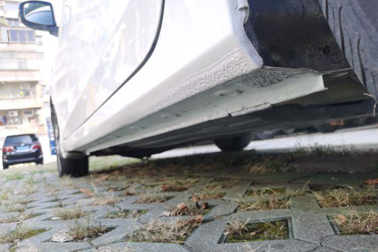 Used Honda City 2015 1.5L manual Comfort version Left Side Sill