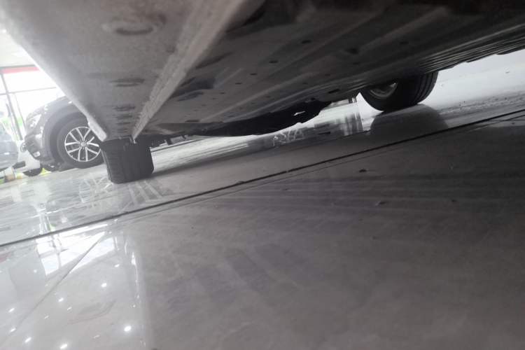 Used Honda City 2015 1.5L CVT Luxury Edition Left Side Sill