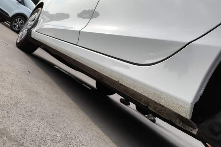 Used Honda City 2015 1.5L manual Comfort version Left Side Sill