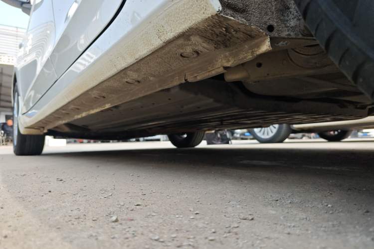 Used Honda City 2015 1.5L manual Comfort version Left Side Sill