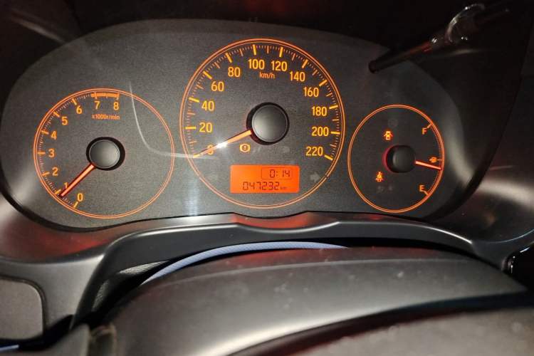Used Honda City 2015 1.5L manual Comfort version Odometer Close Up