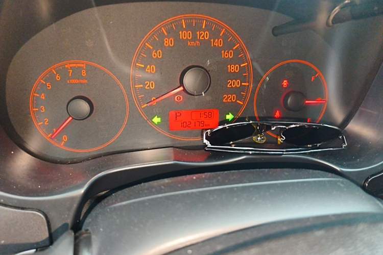 Used Honda City 2015 1.5L CVT Comfort Version Odometer Close Up