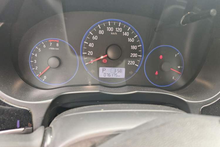 Used Honda City 2015 1.5L CVT Luxury Edition Odometer Close Up