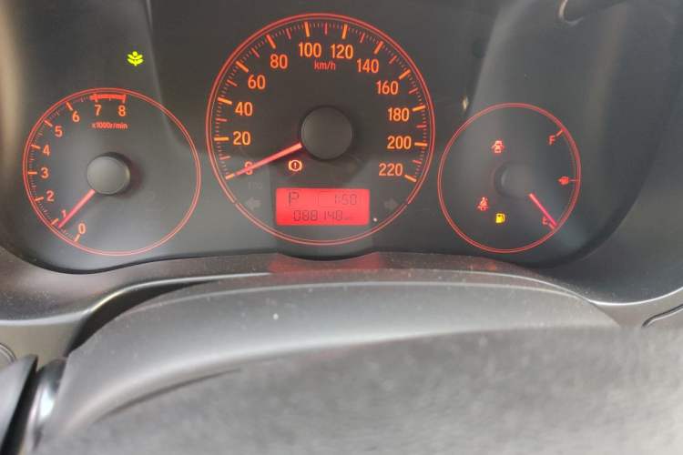 Used Honda City 2015 1.5L CVT Comfort Version Odometer Close Up