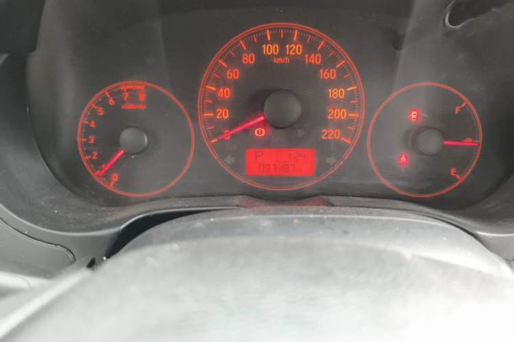 Used Honda City 2015 1.5L CVT Comfort Version Odometer Close Up