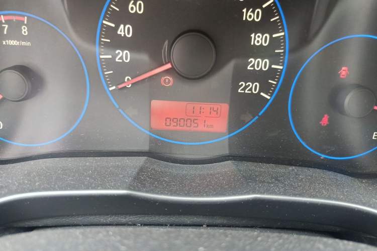 Used Honda City 2015 1.5L Manual Advance Edition Odometer Close Up