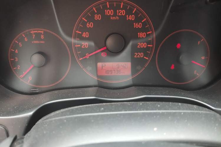 Used Honda City 2015 1.5L CVT Comfort Version Odometer Close Up