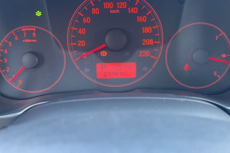 Used Honda City 2015 1.5L CVT Comfort Version Odometer Close Up