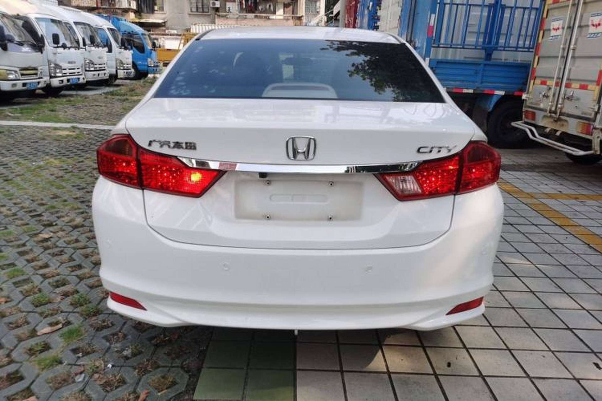 Used Honda City 2015 1.5L manual Comfort version Rear