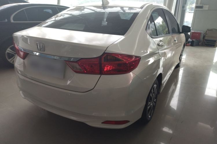 Used Honda City 2015 1.5L CVT Luxury Edition Rear Right 45 Deg