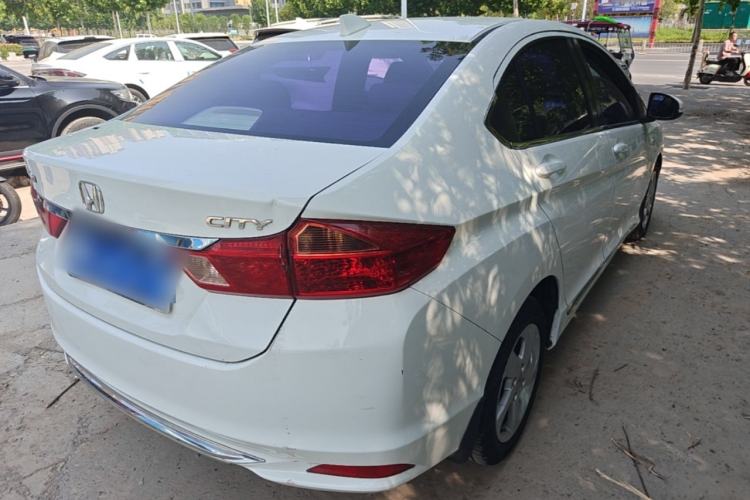 Used Honda City 2015 1.5L CVT Luxury Edition Rear Right 45 Deg