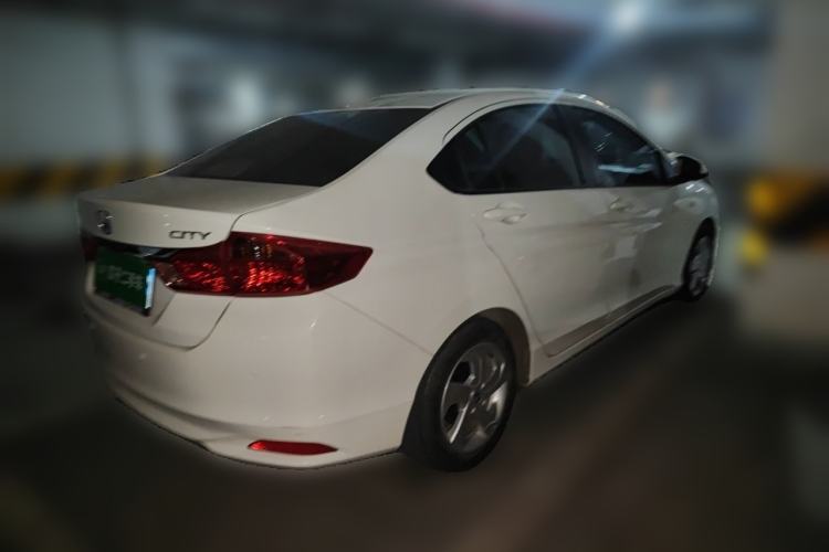 Used Honda City 2015 1.5L CVT Luxury Edition Rear Right 45 Deg