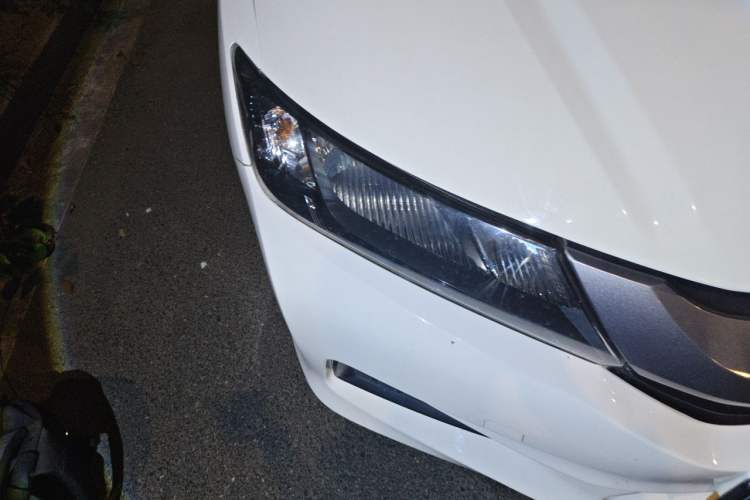 Used Honda City 2015 1.5L CVT Comfort Version Right Front Headlight