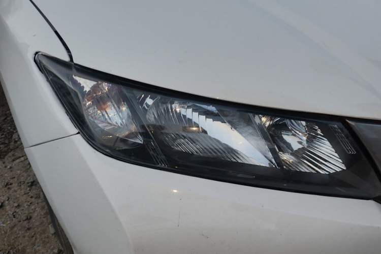 Used Honda City 2015 1.5L Manual Advance Edition Right Front Headlight