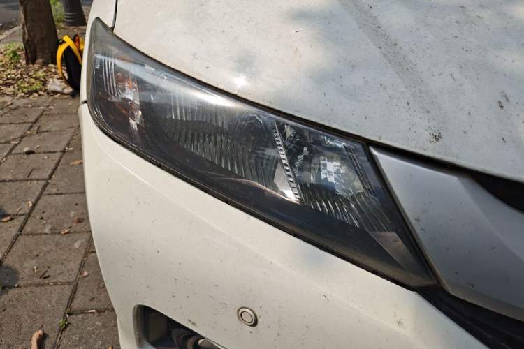 Used Honda City 2015 1.5L CVT Comfort Version Right Front Headlight