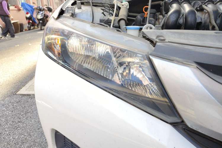 Used Honda City 2015 1.5L Manual Advance Edition Right Front Headlight