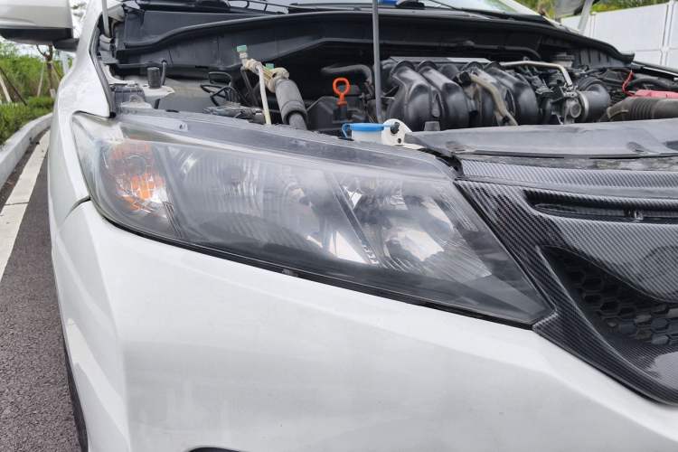 Used Honda City 2015 1.5L CVT Comfort Version Right Front Headlight