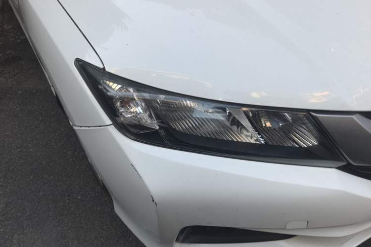 Used Honda City 2015 1.5L manual Comfort version Right Front Headlight