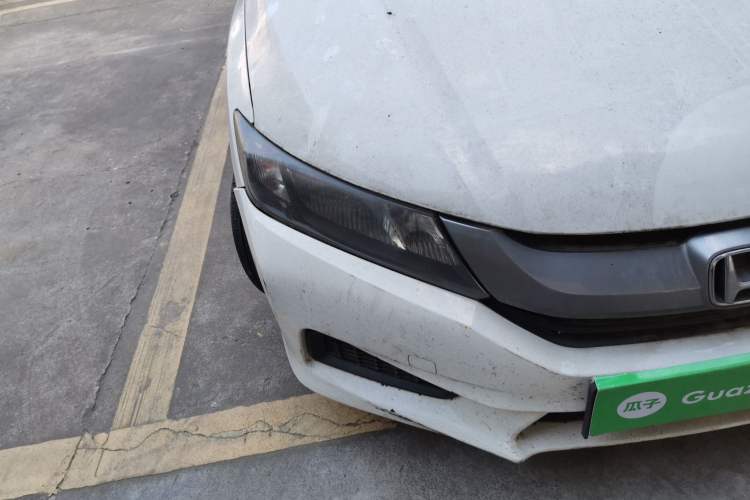 Used Honda City 2015 1.5L manual Comfort version Right Front Headlight