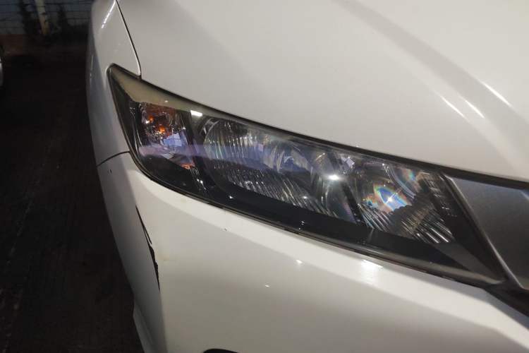 Used Honda City 2015 1.5L CVT Comfort Version Right Front Headlight
