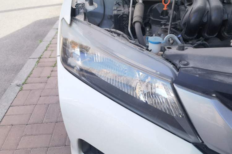 Used Honda City 2015 1.5L manual Comfort version Right Front Headlight