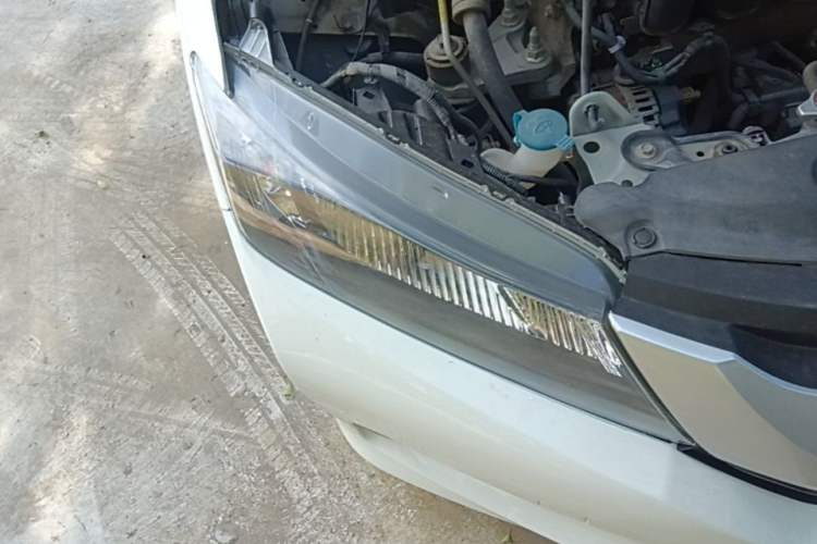 Used Honda City 2015 1.5L CVT Comfort Version Right Front Headlight