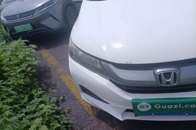 Used Honda City 2015 1.5L manual Comfort version Right Front Headlight