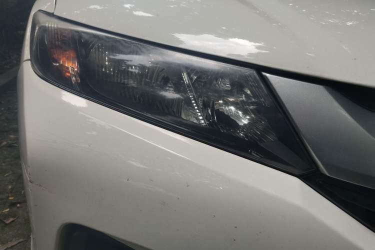 Used Honda City 2015 1.5L CVT Comfort Version Right Front Headlight