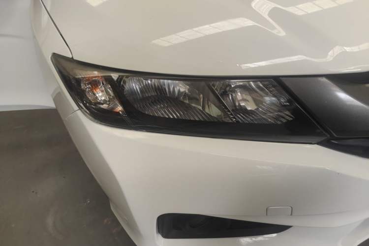 Used Honda City 2015 1.5L Manual Advance Edition Right Front Headlight