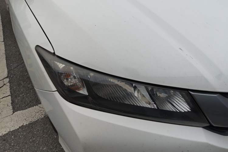 Used Honda City 2015 1.5L CVT Comfort Version Right Front Headlight