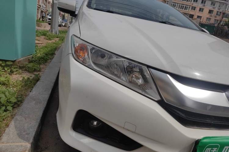 Used Honda City 2015 1.5L CVT Luxury Edition Right Front Headlight