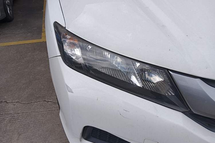 Used Honda City 2015 1.5L CVT Comfort Version Right Front Headlight