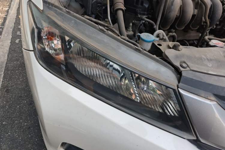 Used Honda City 2015 1.5L CVT Comfort Version Right Front Headlight