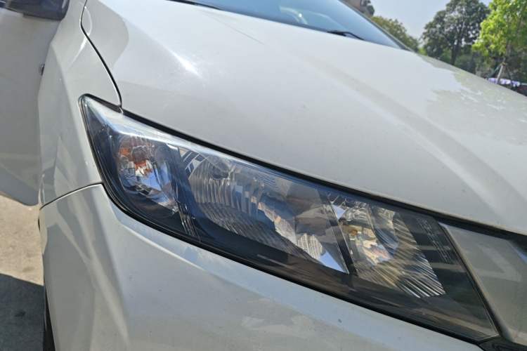 Used Honda City 2015 1.5L CVT Comfort Version Right Front Headlight
