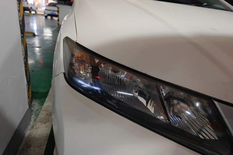 Used Honda City 2015 1.5L CVT Comfort Version Right Front Headlight
