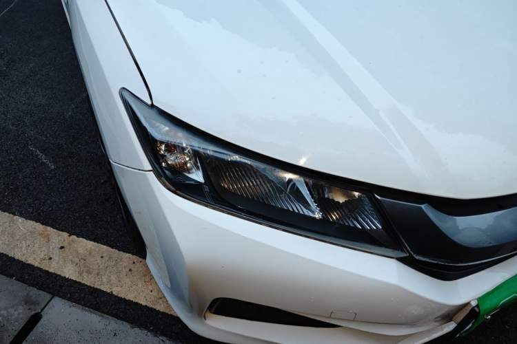 Used Honda City 2015 1.5L CVT Comfort Version Right Front Headlight