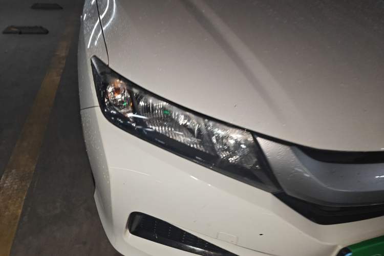 Used Honda City 2015 1.5L CVT Comfort Version Right Front Headlight