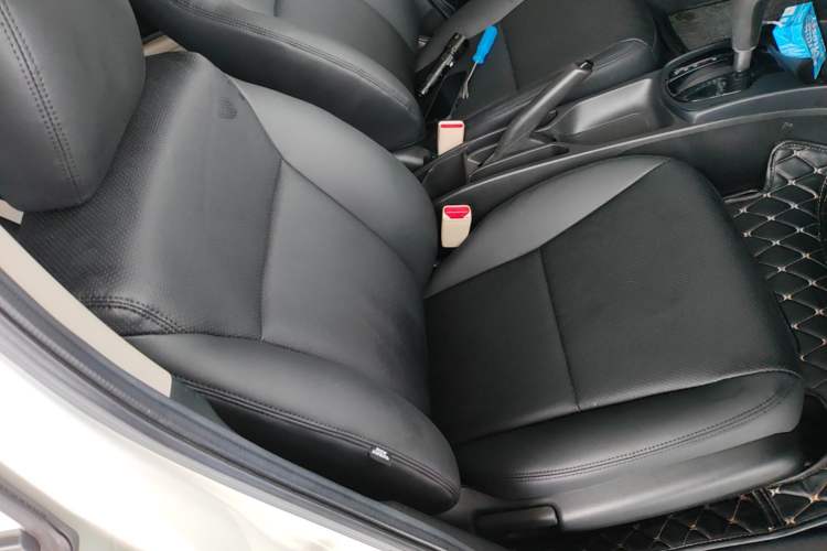Used Honda City 2015 1.5L CVT Comfort Version Right Front Seat