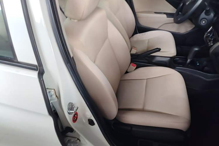 Used Honda City 2015 1.5L CVT Comfort Version Right Front Seat