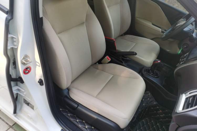 Used Honda City 2015 1.5L manual Comfort version Right Front Seat