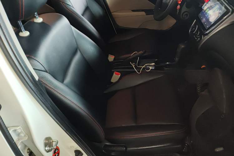 Used Honda City 2015 1.5L CVT Comfort Version Right Front Seat