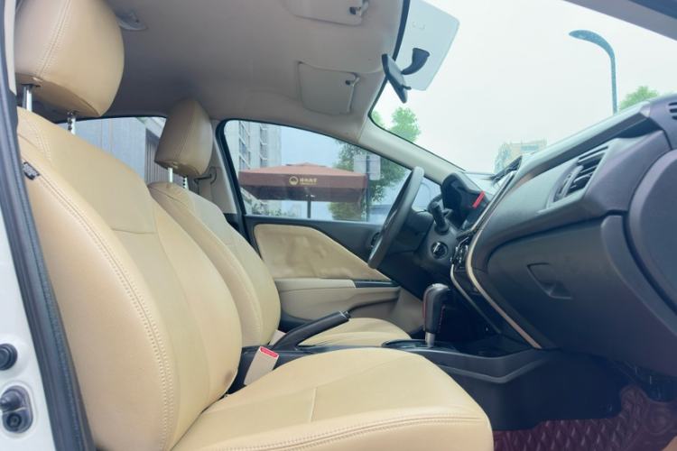 Used Honda City 2015 1.5L CVT Comfort Version Right Front Seat